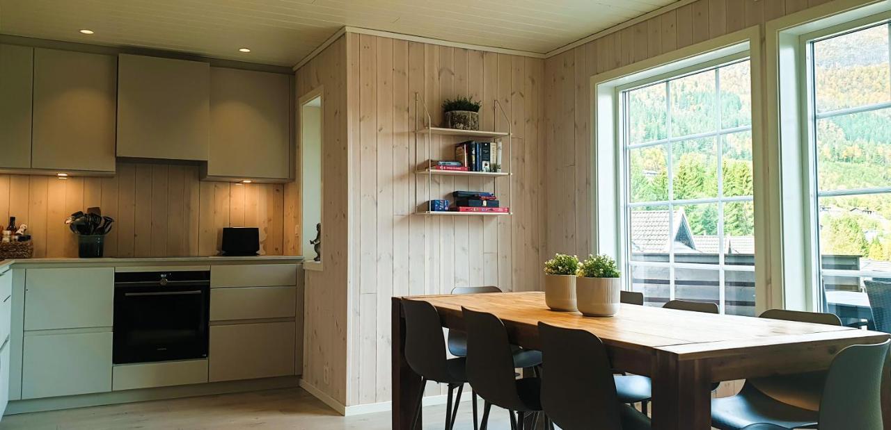 New And Exclusive Cottage In Voss With A Great View Skulestadmo Eksteriør bilde